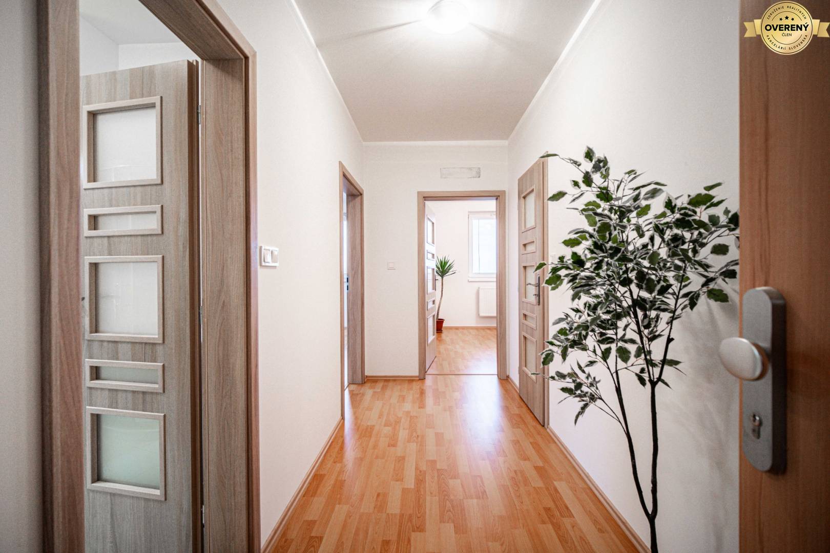 2-izbový byt na predaj - vchod