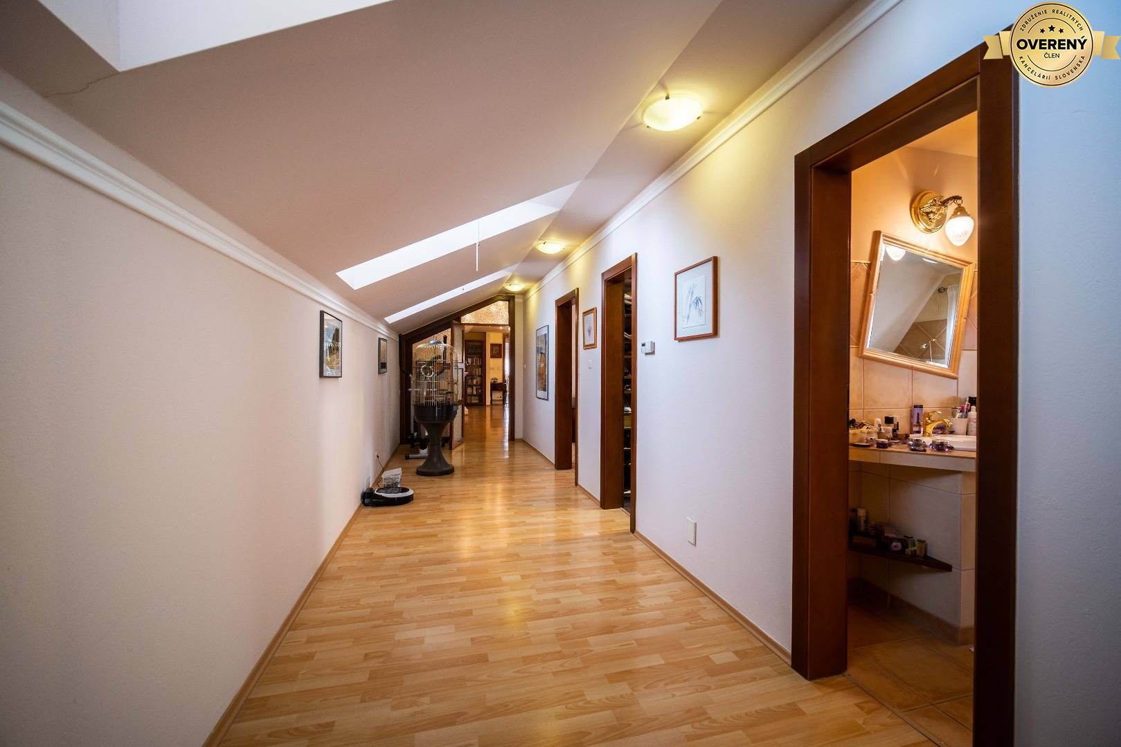 Rodinný dom Pezinok Grinava na predaj - hala