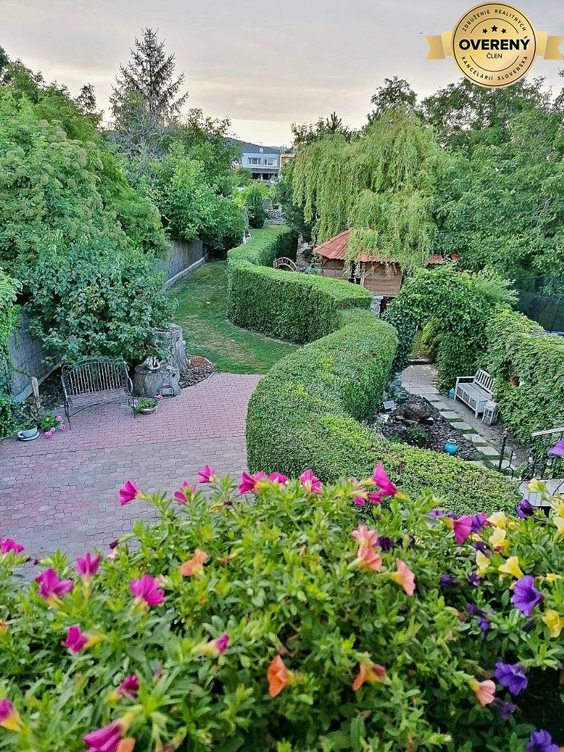 Rodinný dom Pezinok Grinava na predaj - záhrada