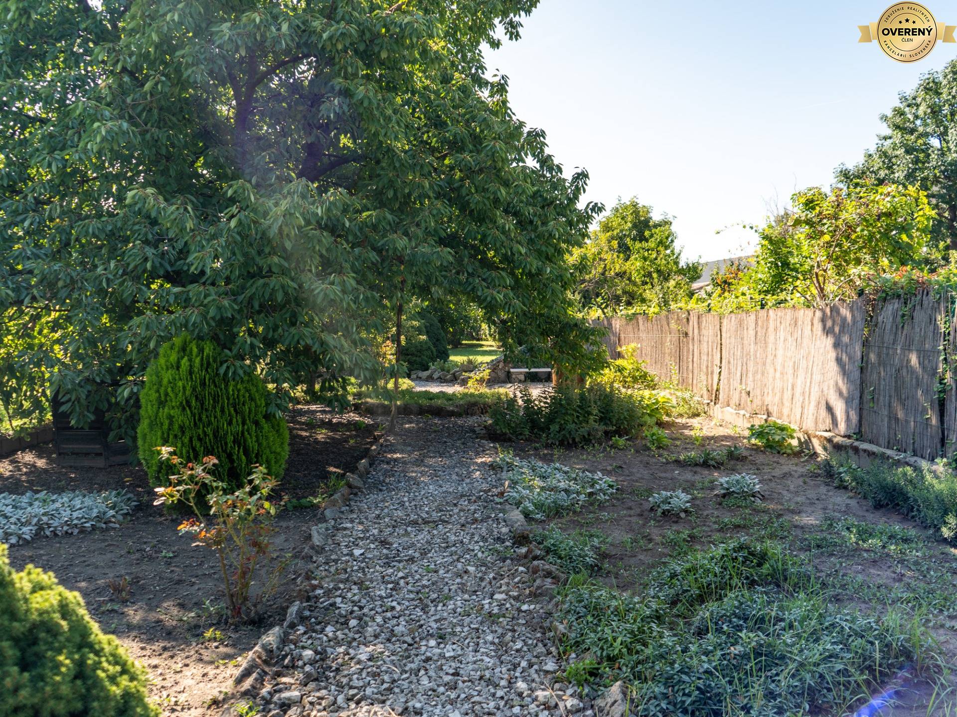 Rodinný dom Pezinok Grinava - veľká záhrada