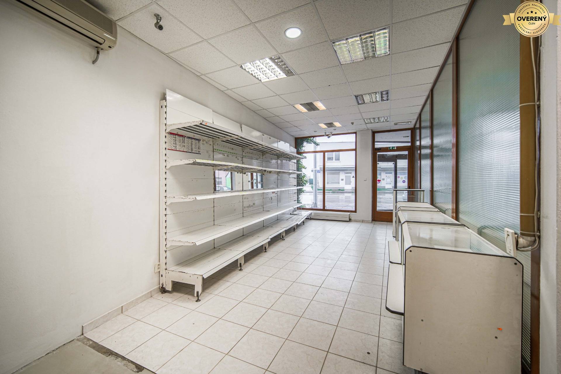 Rodinný dom Pezinok Grinava na predaj - obchod