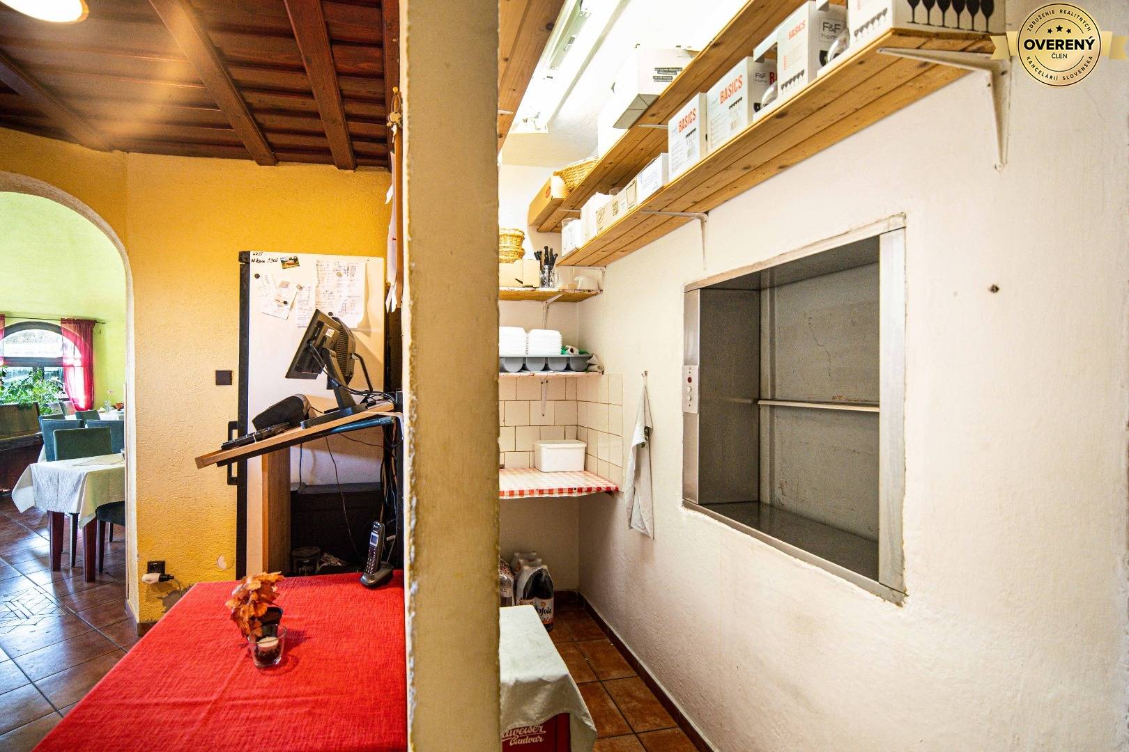 PRENÁJOM OBJEKTU REŠTAURÁCIE - VÝŤAH