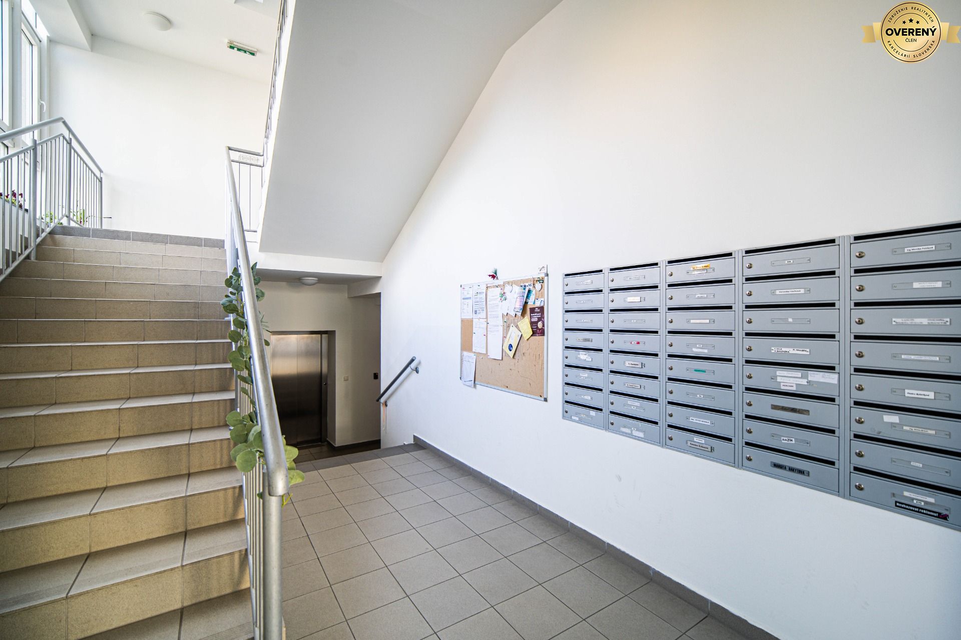 2-izbový byt na predaj - Pezinok - vstup