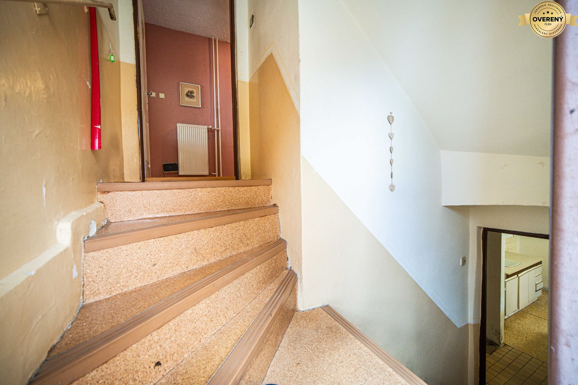 Rodinný dom na predaj Limbach - vstup do pivnice